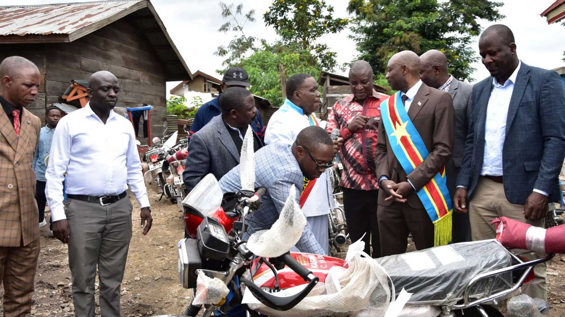 Beni : La MONUSCO dote 16 motos aux autorités locales pour renforcer la gouvernance de proximité